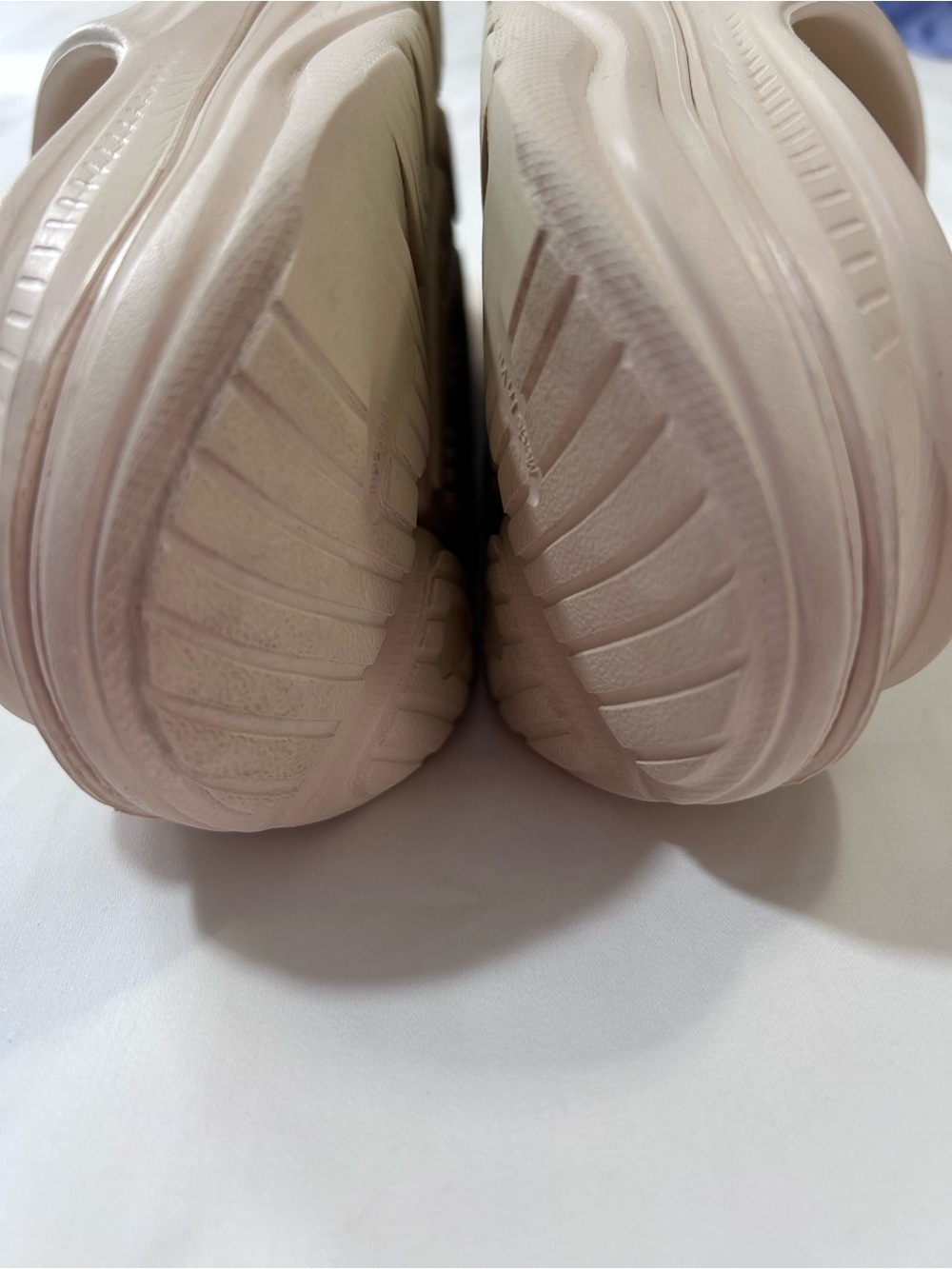 HOKA Beige Ora Recovery Slide,W7 - Picture 6 of 16